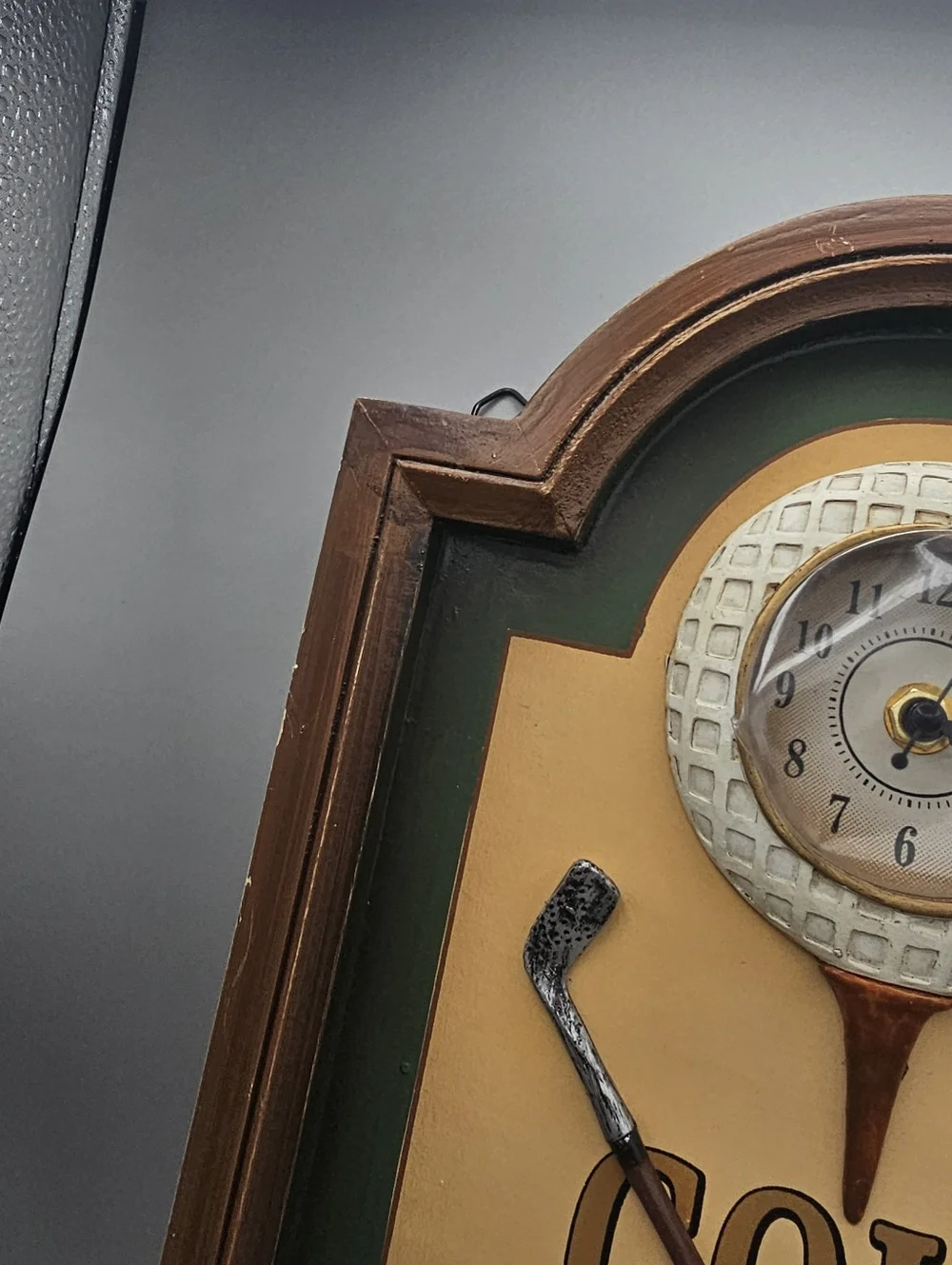 Wood Golf Wall Clock Vtg 3D Clubs 2005 Royal Ancient Game Man Cave 15x10